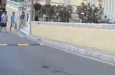 Η κάμερα είχε τοποθετηθεί, σύμφωνα με τις έρευνες, για να καταγράψει και να επιβεβαιώσει την εκτέλεση της επίθεσης.