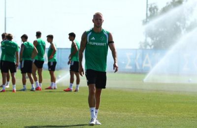 «Μάχιμος» ο Φαν Ντρόνγκελεν, η εκκρεμότητα για να δηλωθεί στη λίστα