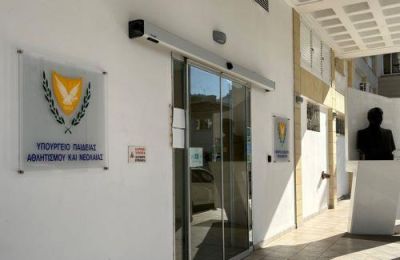 Οι επιτυχόντες στα δημόσια πανεπιστήμια της Κύπρου και στις στρατιωτικές σχολές της Ελλάδας γίνονται γνωστοί στις 08:30.