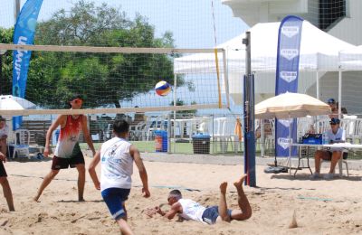 Άνοιξε η αυλαία του MEVZA Beach Volleyball U18/U20 Championship