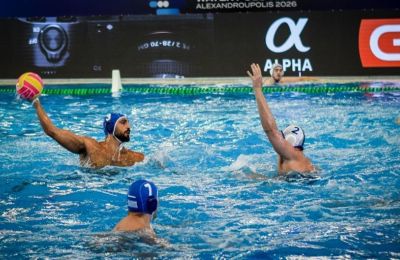 Με φόντο την κορυφή του World Cup η γαλανόλευκη!