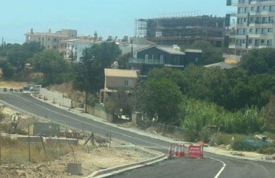 Η επαναλειτουργία του δρόμου αναμένεται να διευκολύνει την κυκλοφορία, ενώ οι Δήμοι προχωρούν και στον σχεδιασμό της σύνδεσης Κονιών – Αναβαργού.