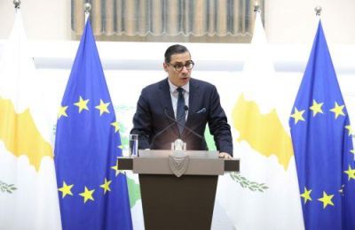 Μήνυμα στήριξης προς τους απόδημους και έμφαση στην προσπάθεια για επανένωση της Κύπρου.
