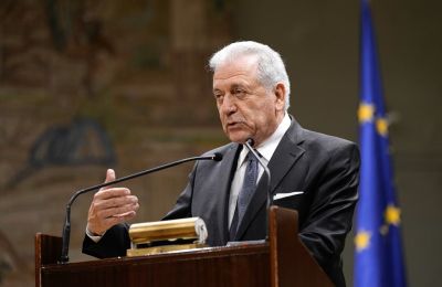 Αβραμόπουλος: Ομόφωνα υπέρ της άρσης ασυλίας 