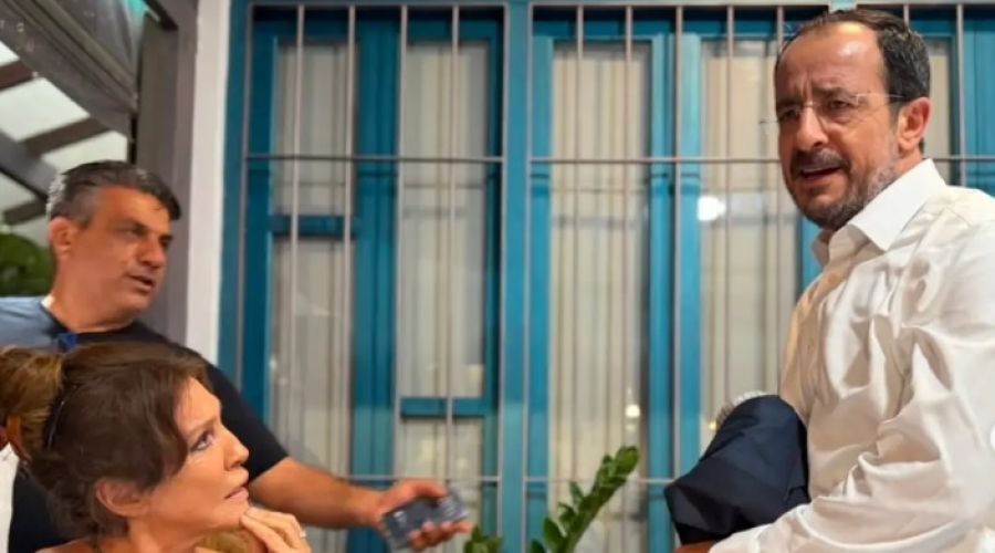 «Πρωταγωνιστής» στις ΜΠΛΕ ΩΡΕΣ ο Χριστοδουλίδης (ΦΩΤΟ)