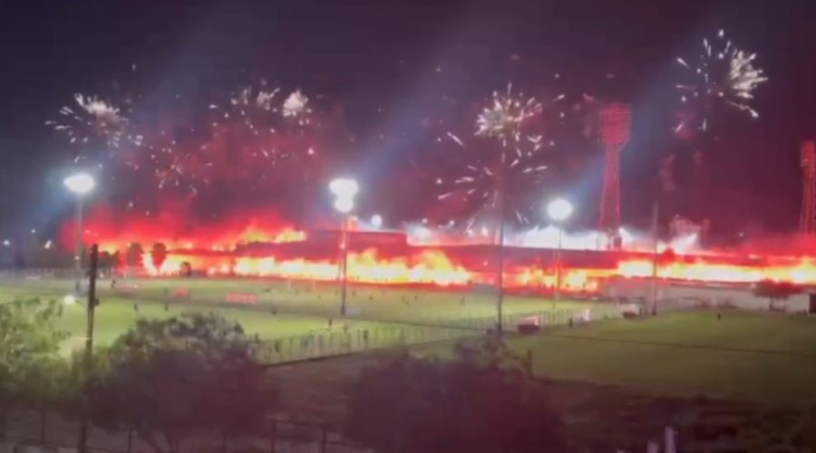 ΑΠΟΕΛ: Έκαναν τη νύχτα μέρα για τα 100 χρόνια (pics & vid)