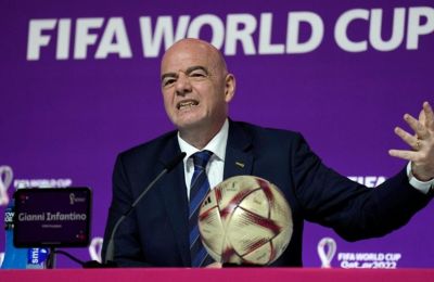 Σε αυτούς οφείλεται η αλλαγή στάσης της FIFA και του Ινφαντίνο