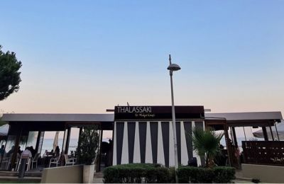 Το θρυλικό καφέ της Λεμεσού που επιστρέφει με φτηνούς καφέδες 