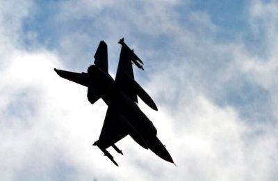 Μπαράζ τουρκικών παραβιάσεων στο Αιγαίο και εμπλοκή με οπλισμένα F-16