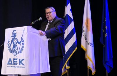 Δύσκολες στιγμές για το Δημοκρατικό Εθνικό Κίνημα και τον πρόεδρό του Ανδρέα Θεμιστοκλέους