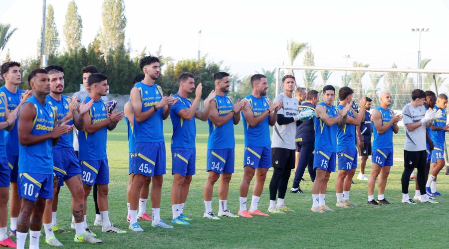 ΑΠΟΕΛ: Πρώτη παράσταση μπροστά στον κόσμο του