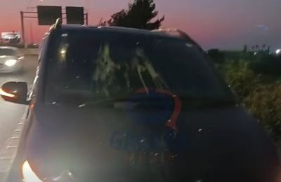 Τουρκοκύπριος ταξιτζής είπε ότι του έριξαν αυγά μοτοσικλετιστές