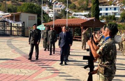 Ο Υπουργός Άμυνας μίλησε στο μνημόσυνο των πεσόντων στις μάχες της Τηλλυρίας στον Παχύαμμο.