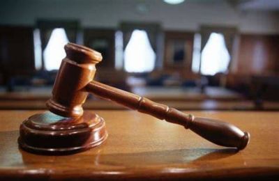 Πολίτες αντιλήφθηκαν φωτιά σε παρακείμενη δασική έκταση.