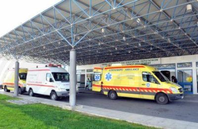 Περιστατικά θερμικής καταπόνησης, μικροατυχήματα και εγκαύματα καταγράφονται στα δημόσια νοσηλευτήρια.