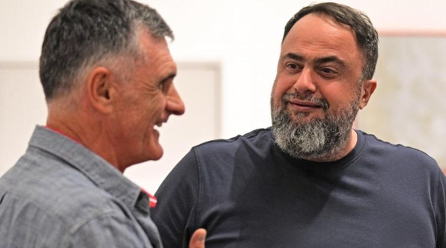 Τι είπε ο Μεντιλίμπαρ στους παίκτες πριν το ραντεβού με τον Μαρινάκη!