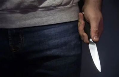 Οι δύο ύποπτοι εγκατέλειψαν τη σκηνή.