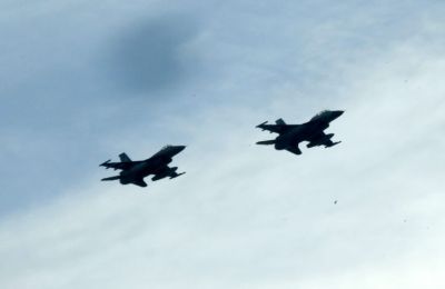 Επτά τουρκικά μαχητικά, drones και αεροσκάφος ναυτικής συνεργασίας στο FIR Αθηνών.