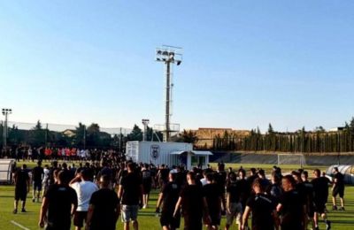 «Ντόπες» από τον κόσμο στην τελευταία προπόνηση του ΠΑΟΚ ενόψει Μπραν