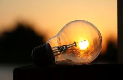 Συνεχίζονται τα προβλήματα με το ηλεκτρικό ρεύμα