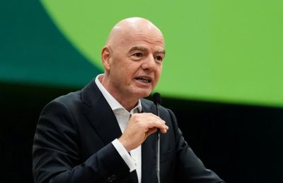 Σκανδιναβικό «μπλοκ» κατά Ινφαντίνο
