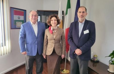 Ακαδημαϊκός για το ΑΛΜΑ: Όσο τους βοηθάς να πάρουν καρέκλα μετράς