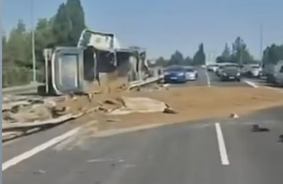 Χάος στον αυτοκινητόδρομο -Τροχαίο και πυκνή κίνηση