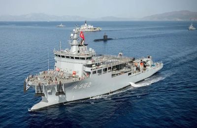 Υπάρχουν 8 νεκροί και 20 αγνοούμενοι μέχρι στιγμής.