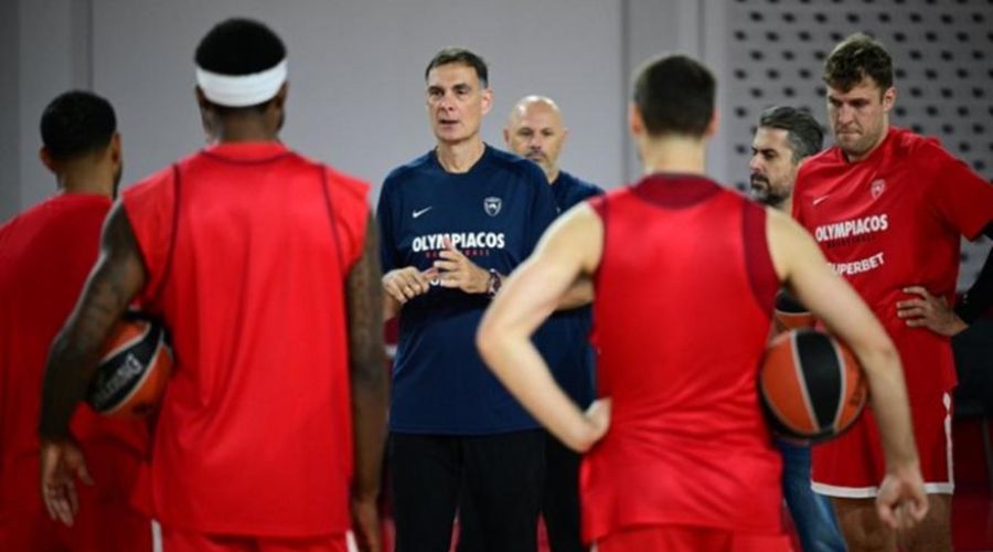 Μπαρτζώκας: «Είμαι πολύ χαρούμενος με το ρόστερ μας»