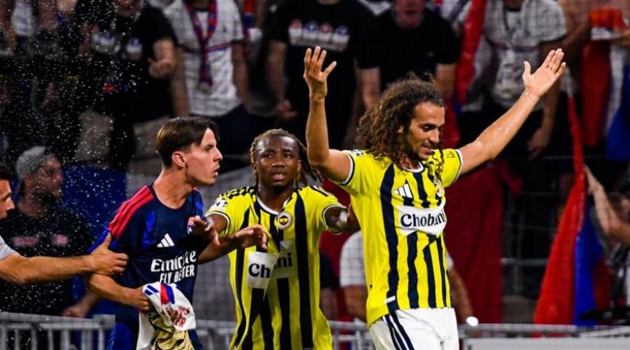 Βαριά καμπάνα στον Γκεντουζί από την UEFA 