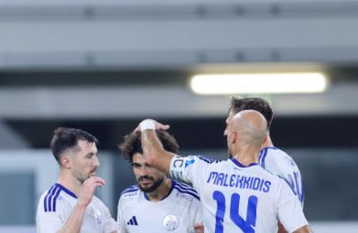 Με Όζμπολτ οδηγό… πήρε το πρώτο τρίποντο