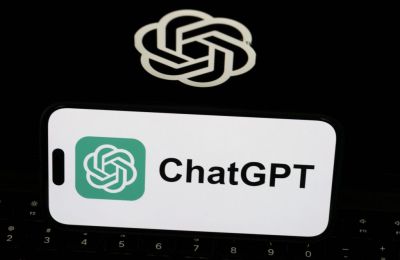 OpenAI: 30 αγωγές για τη φονική επίθεση σε σχολείο του Καναδά