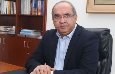 Ο αναπληρωτής κυβερνητικός εκπρόσωπος, Γιάννης Αντωνίου, έδωσε τη θέση της Κυβέρνησης για το θέμα με τη θωρακισμένη λιμουζίνα