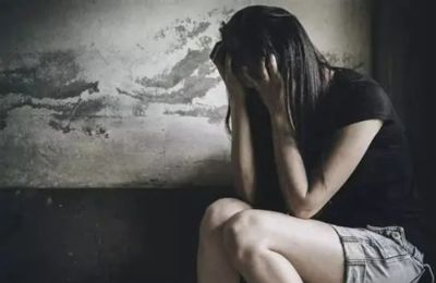Ετοιμάζεται η πλατφόρμα για την αντιμετώπιση της έμφυλης και ενδοοικογενειακής βίας Red Flagging.