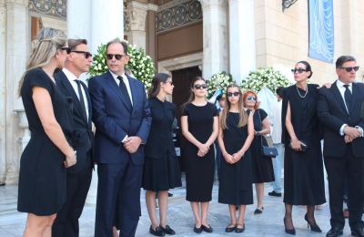 Γιώργος Μαζωνάκης: Πλημμύρισε κόσμο η Νίκαια