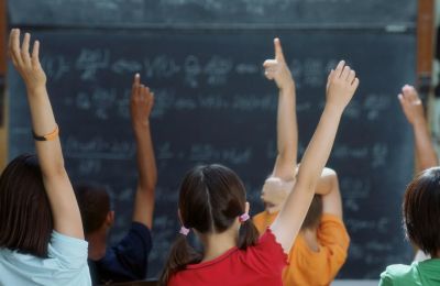 Πρώτο κουδούνι σήμερα για τη Δημοτική και Προδημοτική Εκπαίδευση