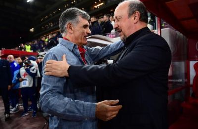 Εκτός του Βαλβέρδε και οι Μεντιλίμπαρ, Μπενίτεθ στη λίστα της Βαλένθια