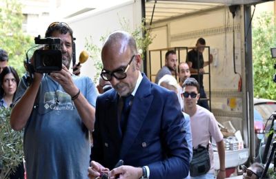 Οι δύο κατηγορούμενοι αντιμετωπίζουν την κατηγορία της ανθρωποκτονίας με ενδεχόμενο δόλο.