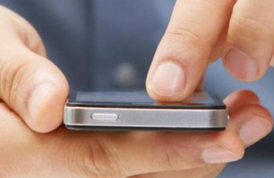 ΕΕ: Απαγόρευση social media κάτω των 13 ετών