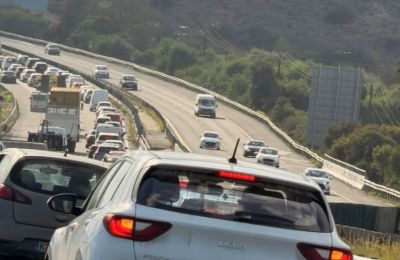 Κυκλοφοριακό κομφούζιο στον αυτοκινητόδρομο λόγω τροχαίων (ΕΙΚΟΝΑ)