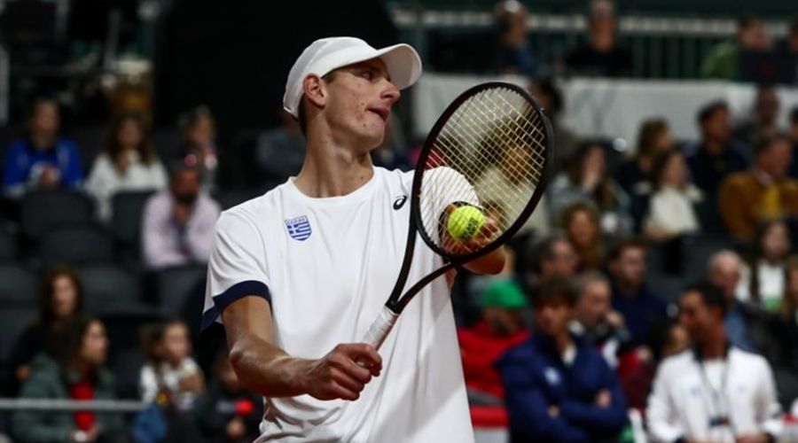Davis Cup: Λύγισε στο φινάλε ο Σακελλαρίδης