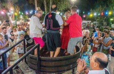 Το έναυσμα της φετινής, 65ης διοργάνωσης, δόθηκε το βράδυ του Σαββάτου 26 Σεπτεμβρίου.