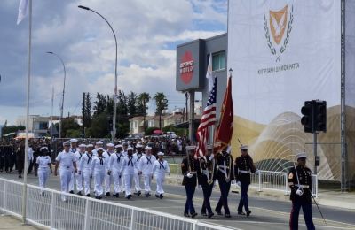 Η φωτογραφία που δημοσίευσε η Πρεσβεία των ΗΠΑ στη Λευκωσία από τη στρατιωτική παρέλαση