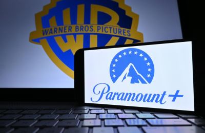 Η Paramount εξαγόρασε τη Warner Bros για 110 δισ. δολάρια
