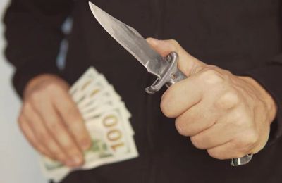 Στιγμές τρόμου σε σπίτι στη Λεμεσό: Τους έκλεψαν κοσμήματα €200,000