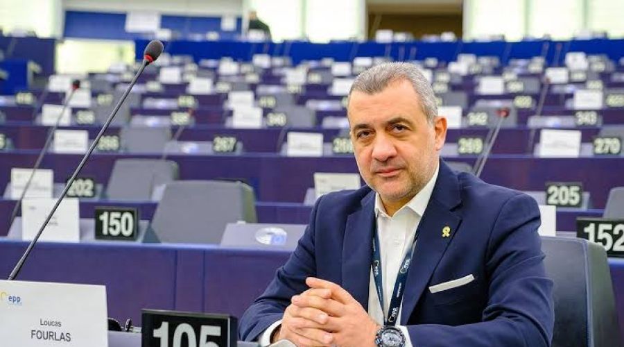 ΔΗΣΥ: Πρόταση υποψηφιότητας και στον Λουκά Φουρλά 