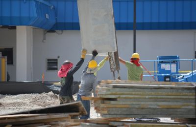 Σοβαρό εργατικό ατύχημα στον Στρόβολο