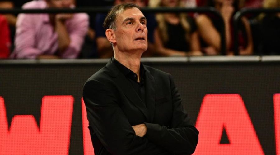 Μπαρτζώκας: «Είμαι και εγώ περίεργος να δω τη βελτίωση της ομάδας»