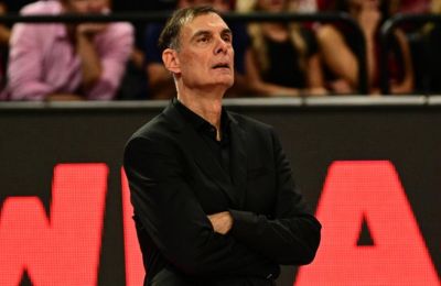 Μπαρτζώκας: «Είμαι και εγώ περίεργος να δω τη βελτίωση της ομάδας»