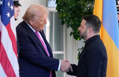Σε τροχιά οριστικής ρήξης Τραμπ και Ζελένσκι